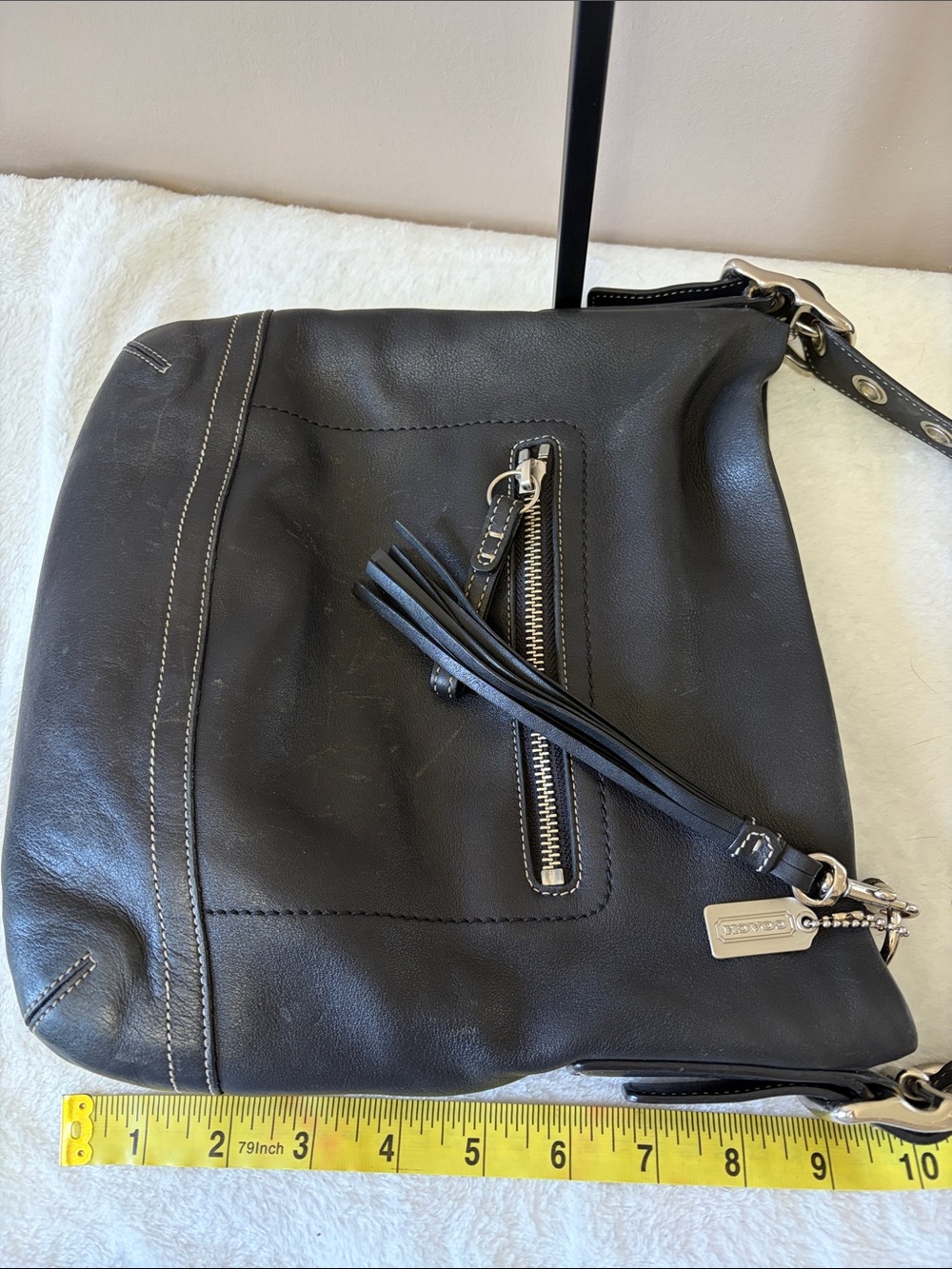 Coach Classic Black Leather Crossbody Shoulder Bag - Picture 8 of 16